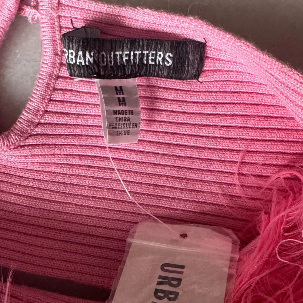 Urban Outfitters Pink Feathered bandeau - Picture 2 of 4